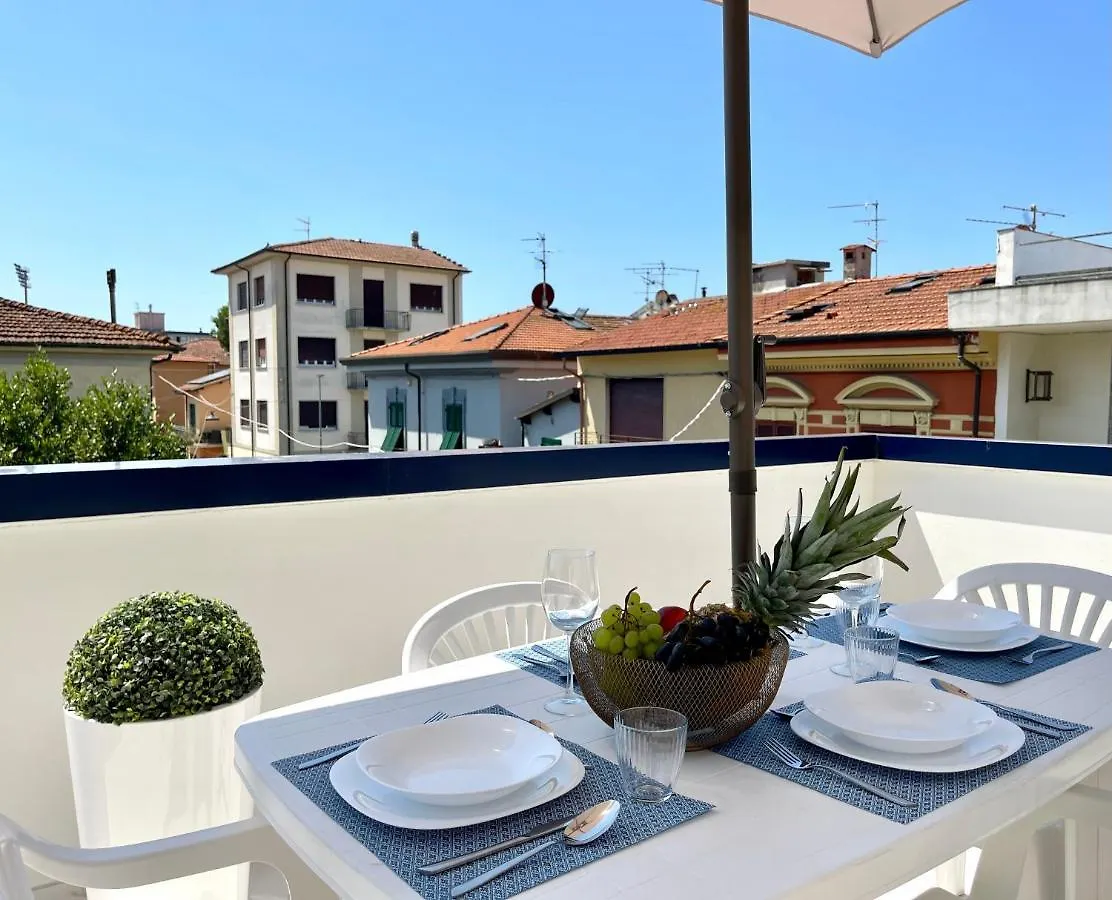 Darsena Luxury Apartments Viareggio